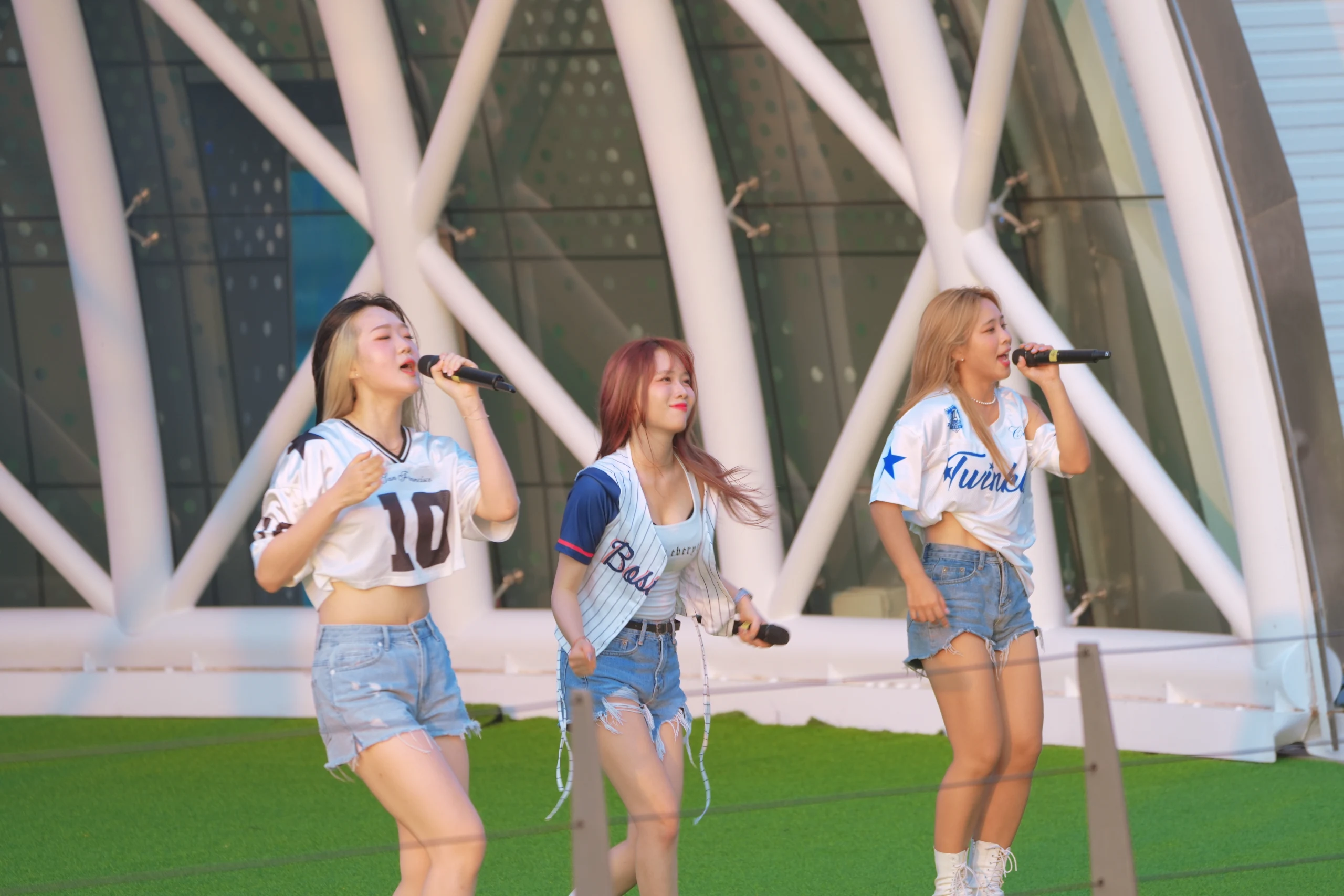 R3VIA(레비아) 추가 사진