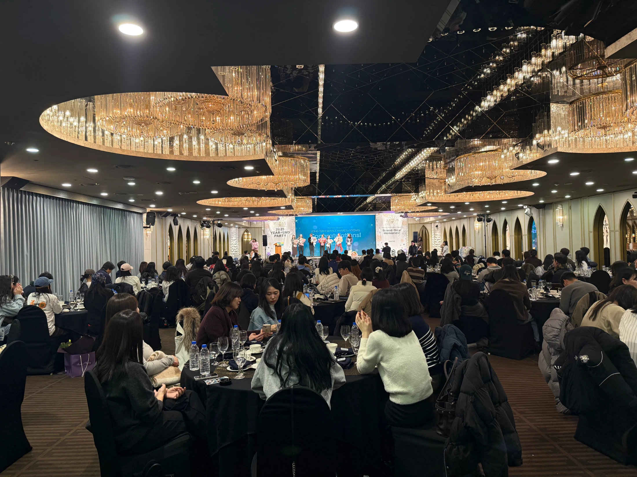 칸타코리아 연말 행사 음향·조명 시스템 구축 및 운용 / 칸타코리아 연말 행사 음향·조명 시스템 구축 및 운용 현장 사진 4